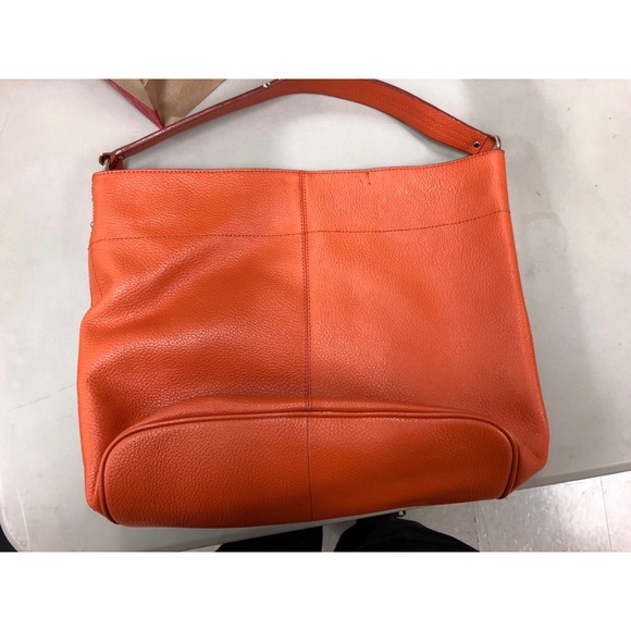 Banana republic purse - Picture 2 of 4